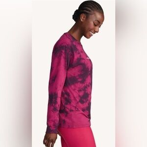Peleton Women’s Washed Venice Casual Active Long Sleeve Tie Dye T-Shirt Small